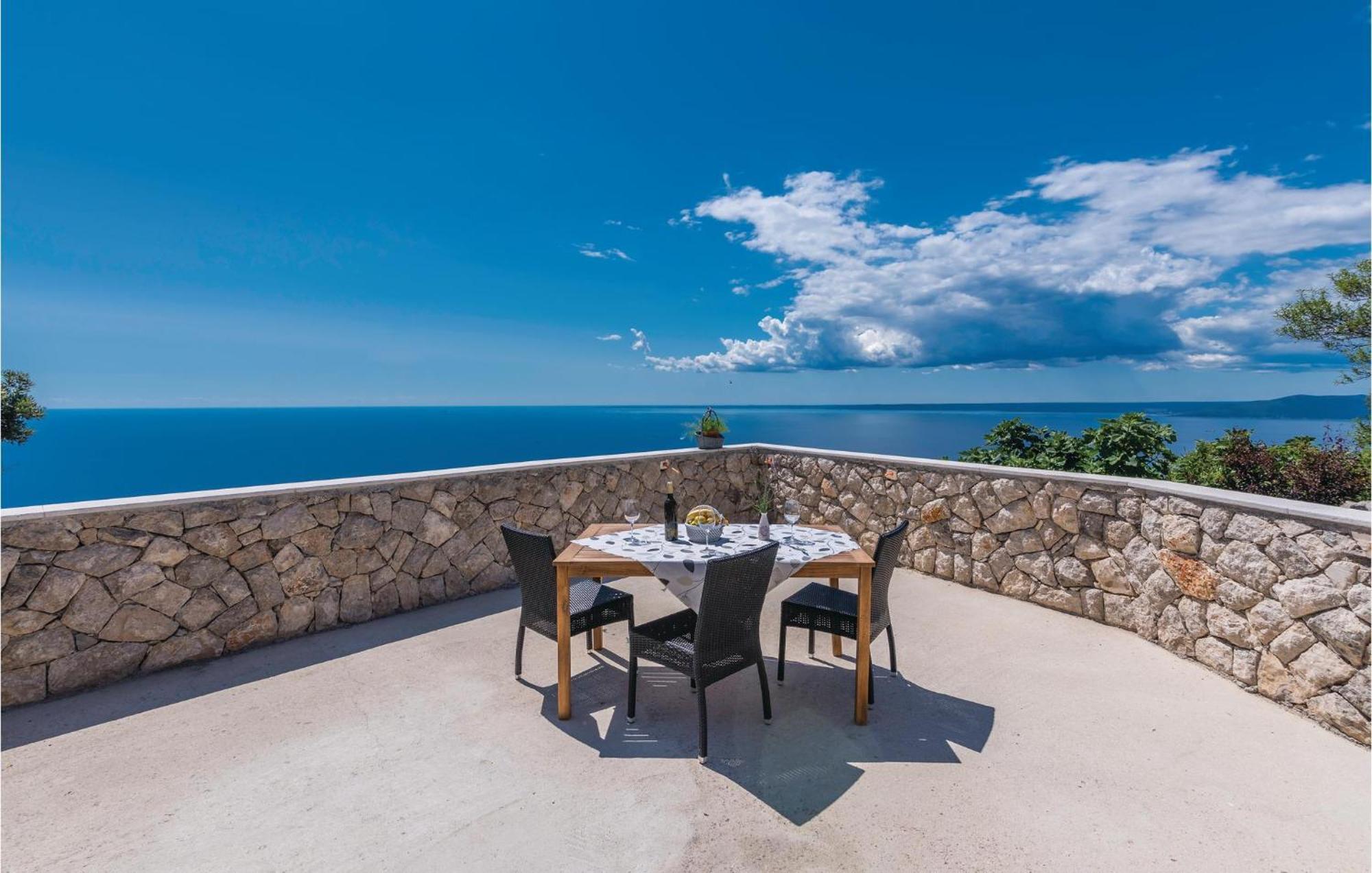 Holiday home Amazing In With Wifi Lubenice